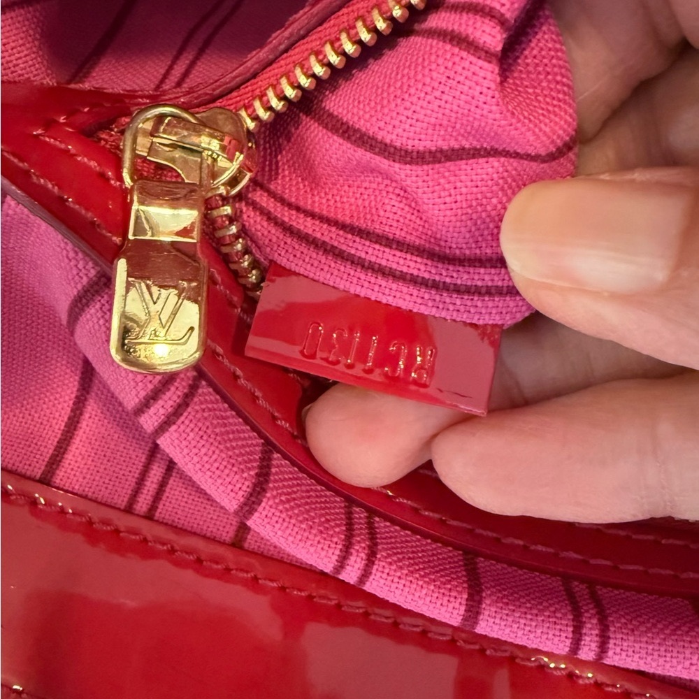 Louis Vuitton Cosmic Blossom Tote - Picture 16 of 16